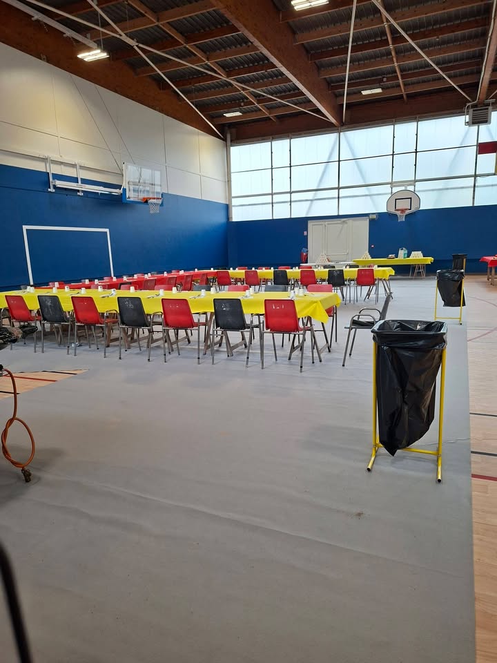 Ca y est on est prèt pour notre repas de fin de saison